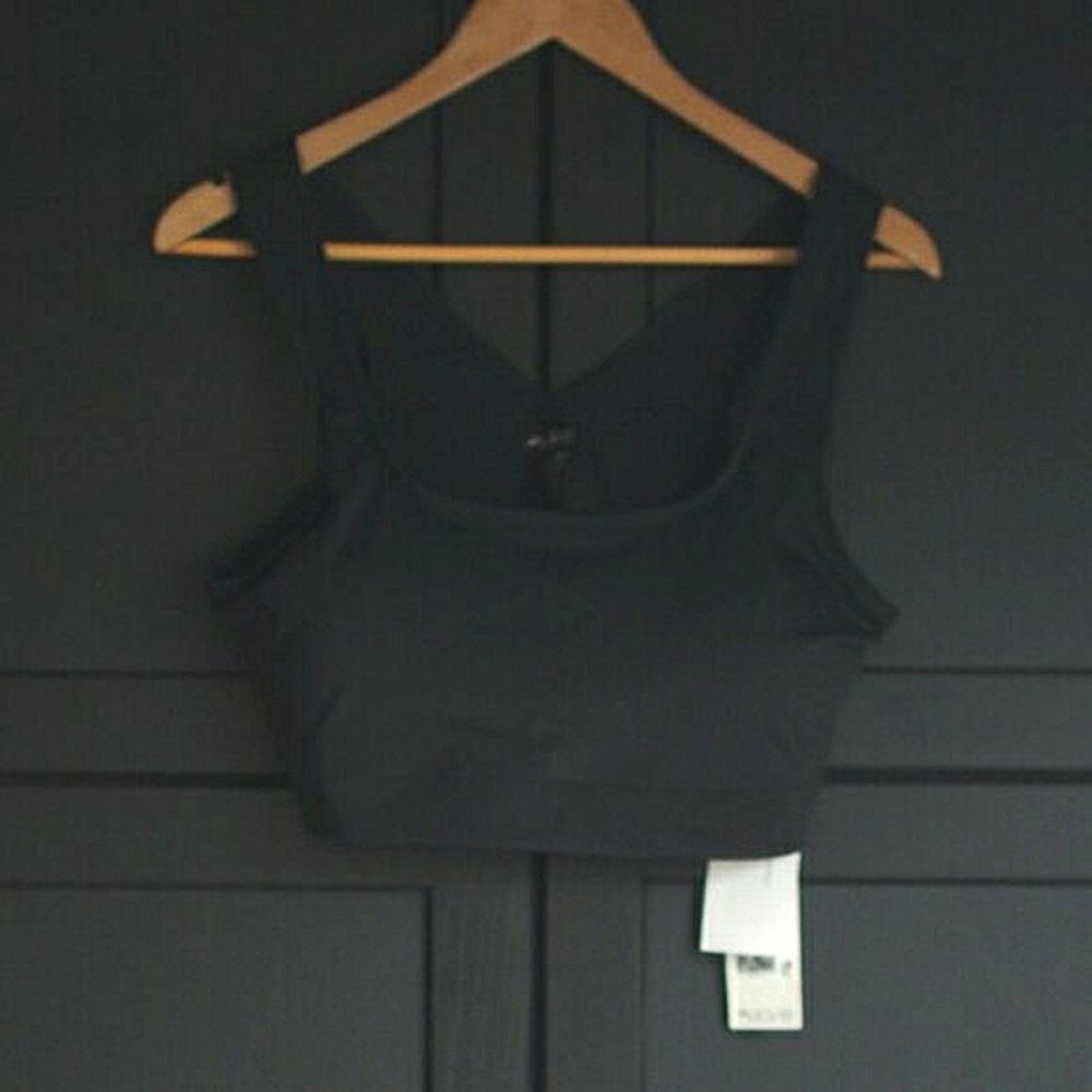 H&M | NWT Move Workout Bra